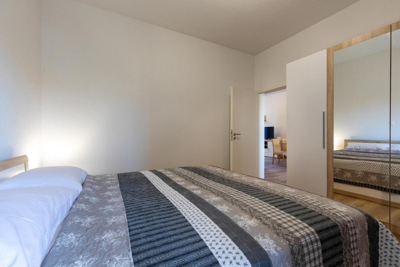 Top Central Apartments Póla Kültér fotó