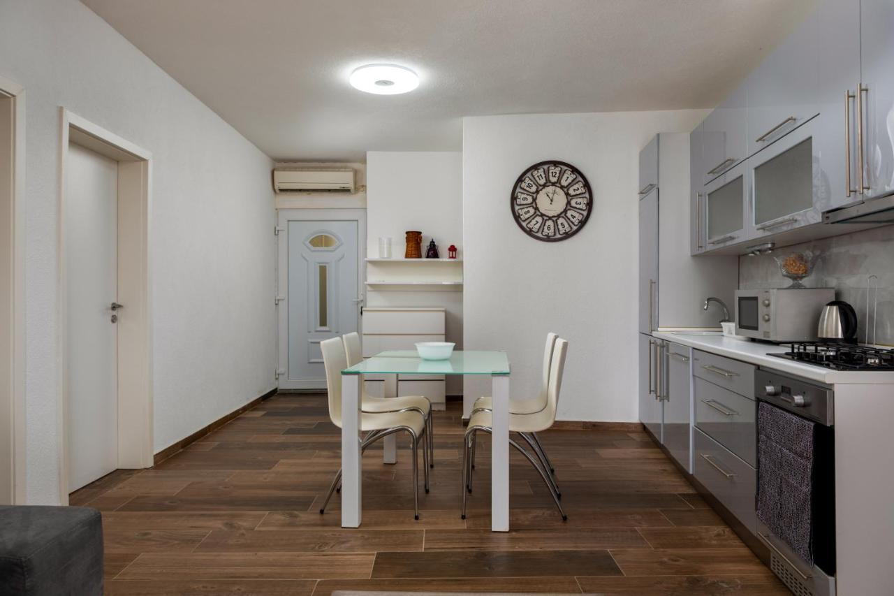 Top Central Apartments Póla Kültér fotó